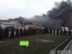 В Сумах горят склады на улице Скрябина
