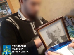 В Харькове арестовали мужчину, который потребовал в магазине обслужить его на русском языке