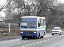 Карантин на Дніпропетровщині: Медики не можуть доїхати на роботу