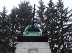 В городе Валки нацисты обвиняют местные власти в «саботаже деколонизации»