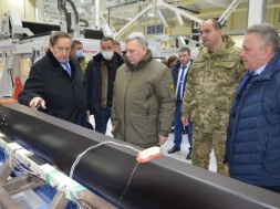 Запорожье с визитом посетил министр обороны Украины