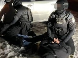 В Киеве задержаны трое сотрудников полиции Днепропетровщины за похищение человека и вымогательство