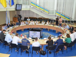 20 политических советников из стран ЕС изучали социально-экономическую ситуацию на Днепропетровщине
