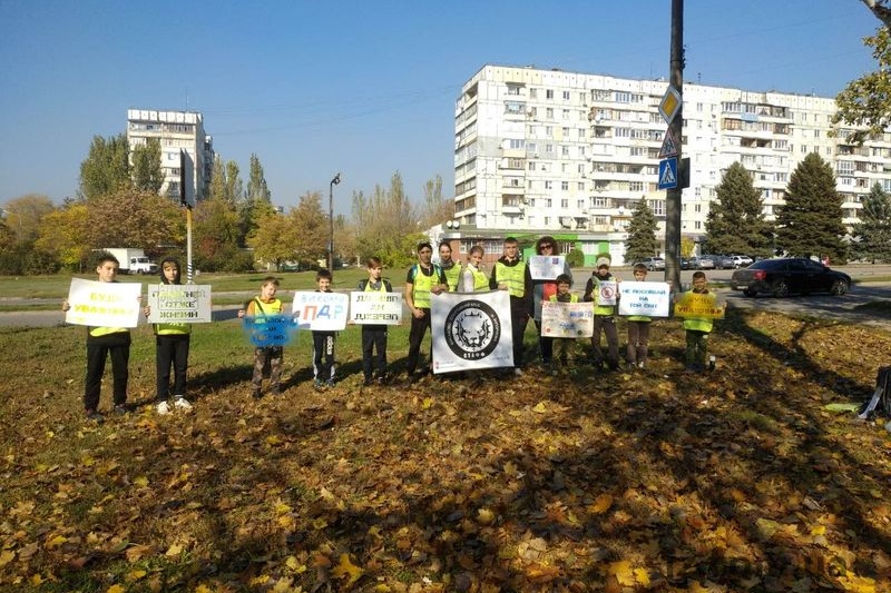 Запорожские школьники вышли на митинг