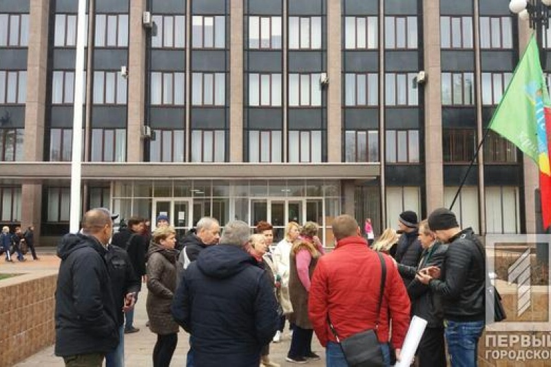 В Кривом Роге предприниматели присоединились ко всеукраинской акции за отмену кассовых аппаратов