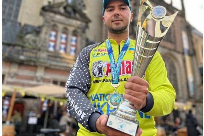 В Италии из сборной Украины по спортивной рыбалке сбежал от мобилизации Артур Билан