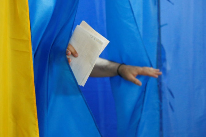 В Сумах розпочався другий тур виборів мера