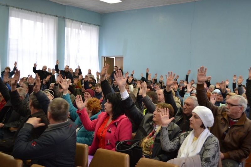 Отжим земли для нужд карьера: громада Вольнянска требует снять главу райадминистрации Иванова