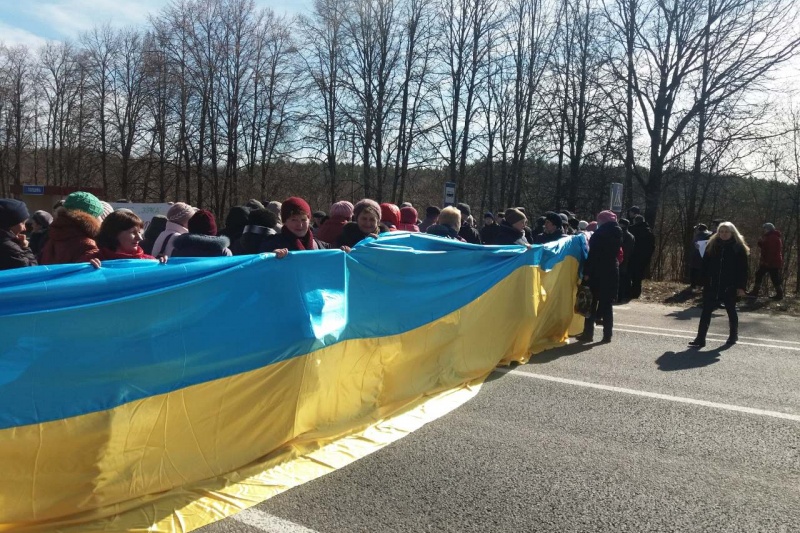 Работники завода «Звезда» перекрыли трассу «Киев — Москва» на неопределенный срок