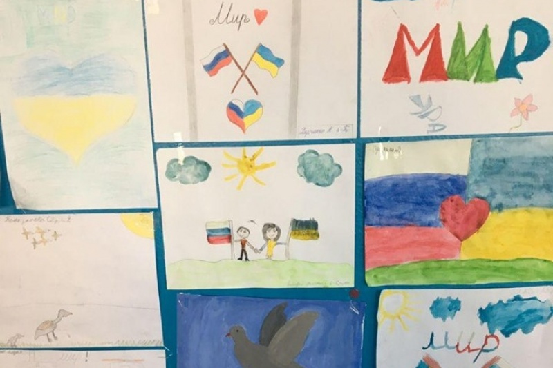 На Полтавщине разразился скандал с флагом России на детских рисунках