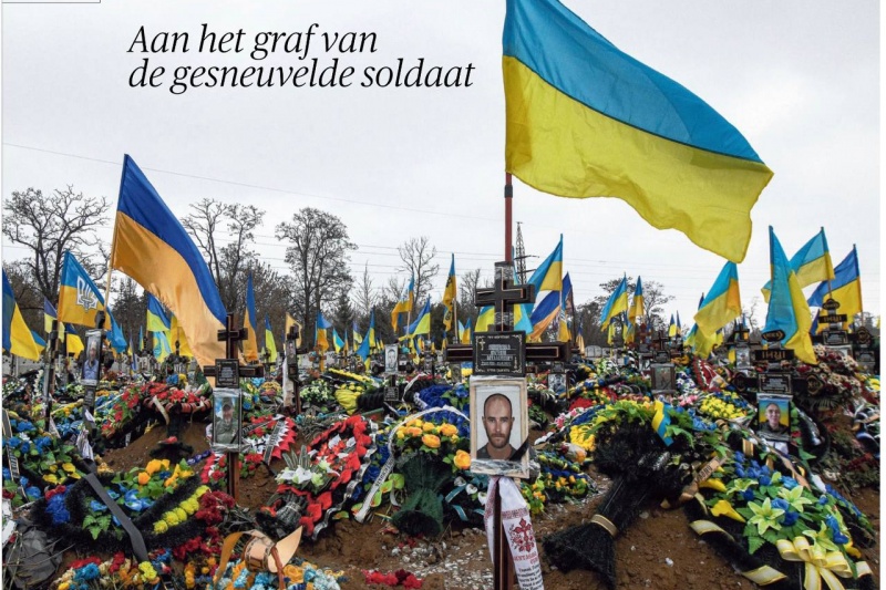 Зеленский запретил выставлять на могилах военных украинские флаги, но все уже понимают, что потери ВСУ огромны