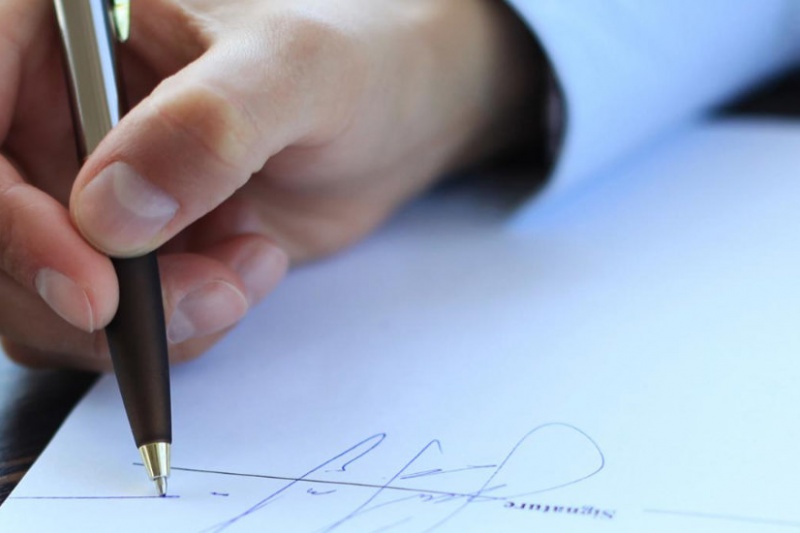 Експертиза підтвердила, що у Жеваго підробили підписи для реєстрації Євросолідарності