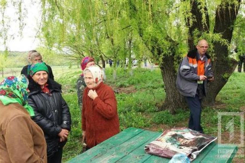Под Кривым Рогом жители села митинговали против деятельности «АрселорМиттал»