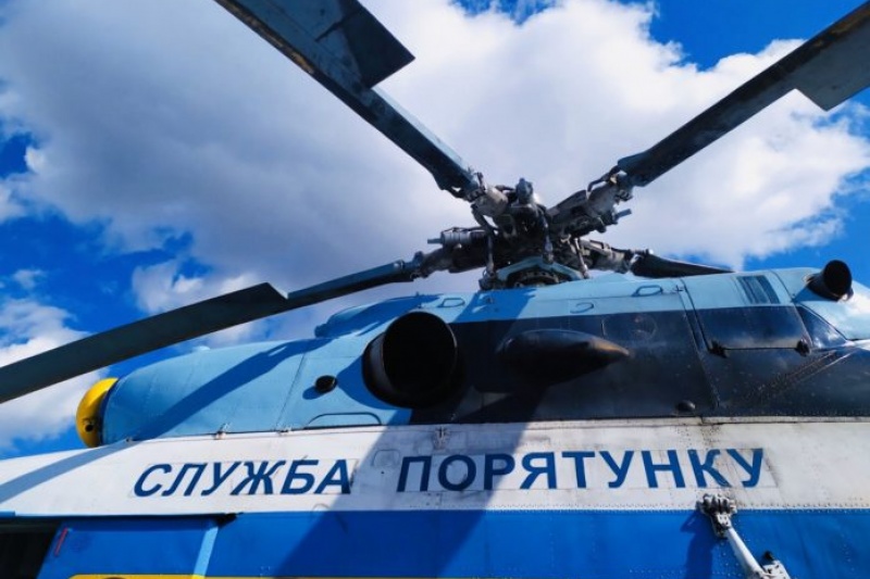 Прибыл спасательный вертолет: в море возле Бердянска исчезли рыбаки