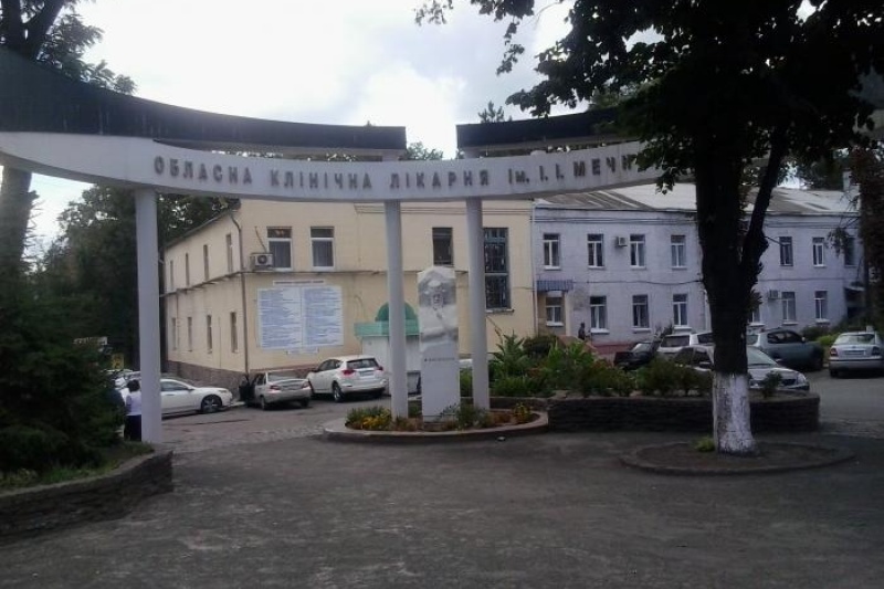 В госпитали Днепра и Харькова в качестве гуманитарки завезли просроченную анестезию: уже есть жертвы