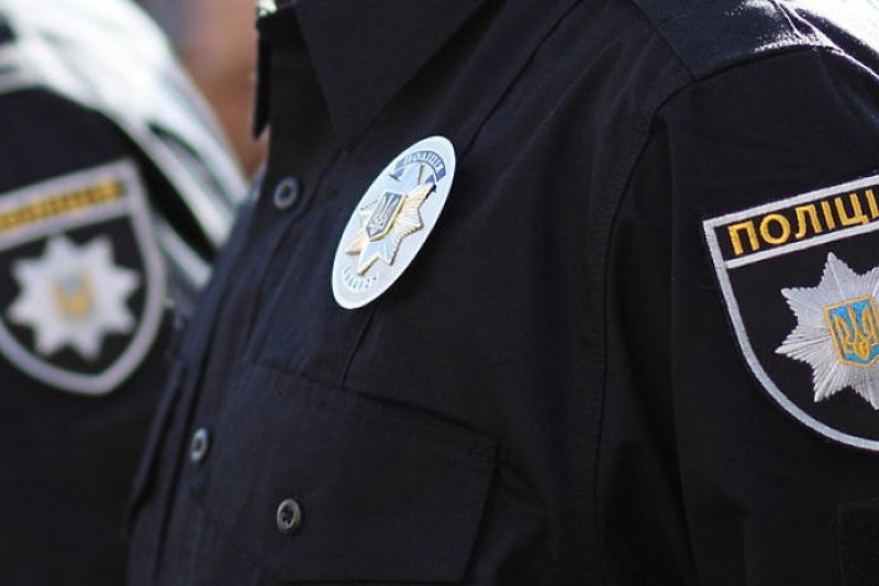 У Лубнах напали на поліцейського, який охороняв виборчу дільницю