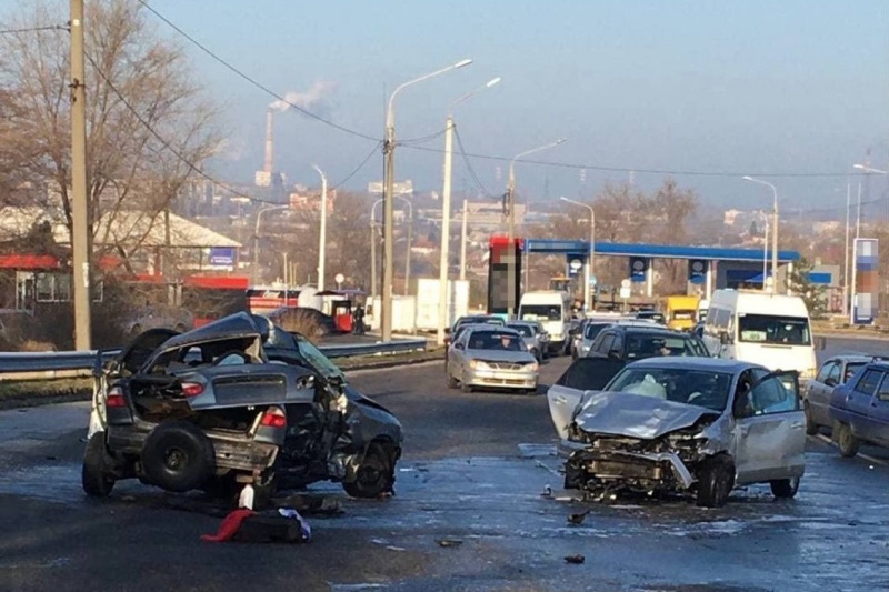 В Запорожье за утро произошло 18 аварий