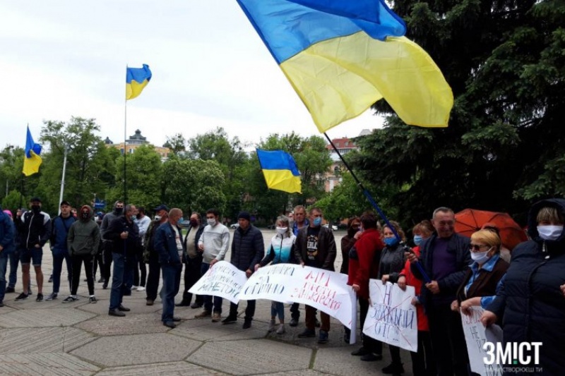 Жителі Полтавщини другий день протестують проти перспективного плану