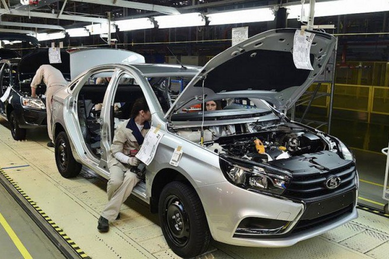 В Украине на заводе ЗАЗ наладили сборку автомобилей Lada