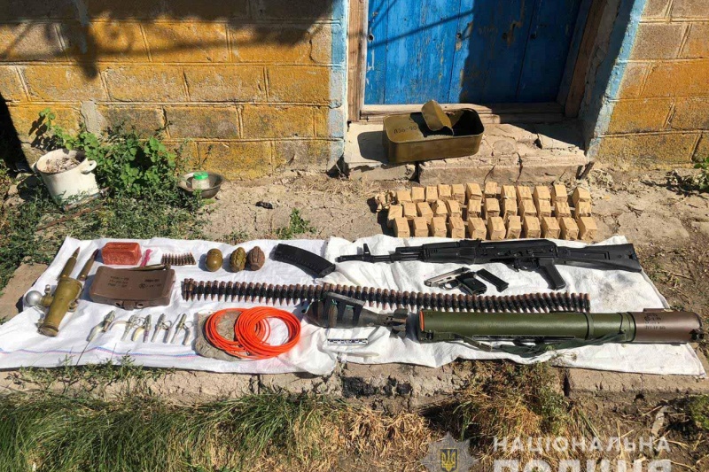 У Дніпропетровській області участник АТО зберігав арсенал зброї