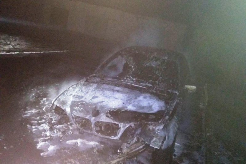 Сгоревшая в Мелитополе BMW принадлежала местному налоговику