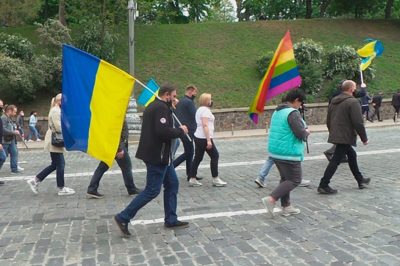 В Харькове сторонники ЛГБТ провели митинг против комбрига 14-й бригады, который бандеровец
