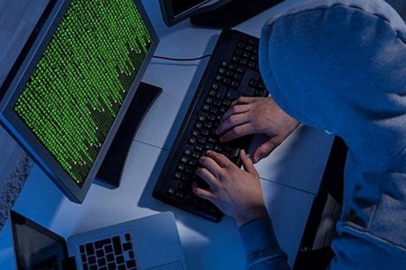 Український хакер створив вірус, який викрадав конфіденційну інформацію користувачів