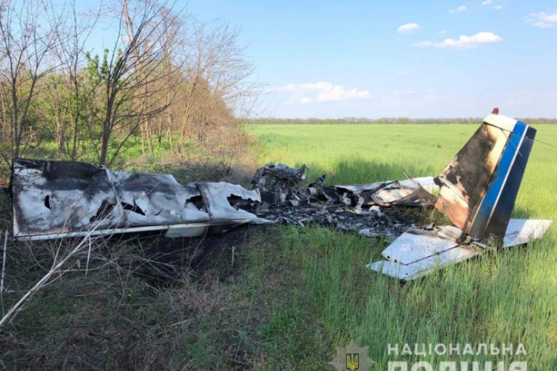 Поліція розслідує падіння літака неподалік Дніпра