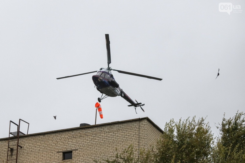 В Запорожье презентовали первый санитарный вертолет