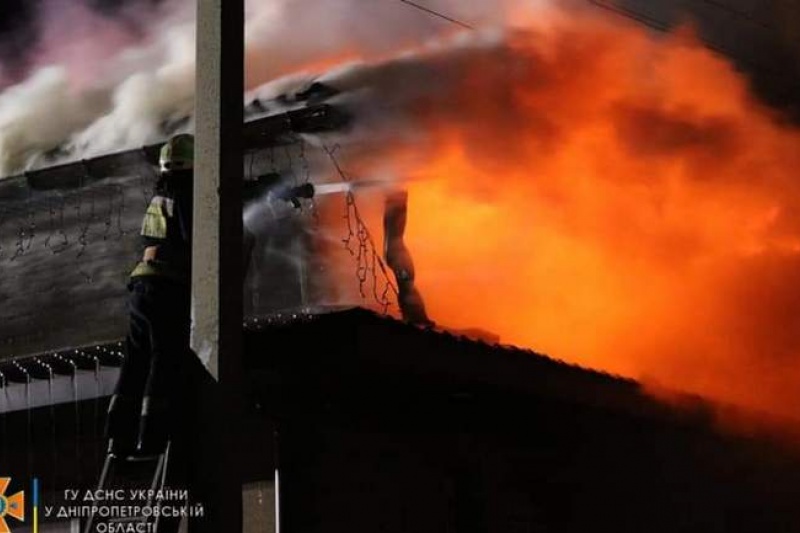 В поселке Слобожанском сгорели ресторан и автомойка