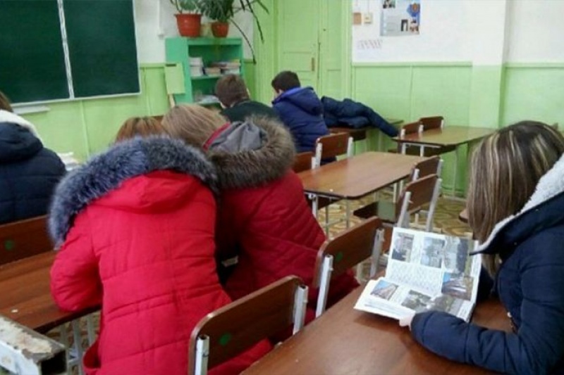 Через відсутність опалення у навчальних закладах Новомосковська вводяться додаткові канікули