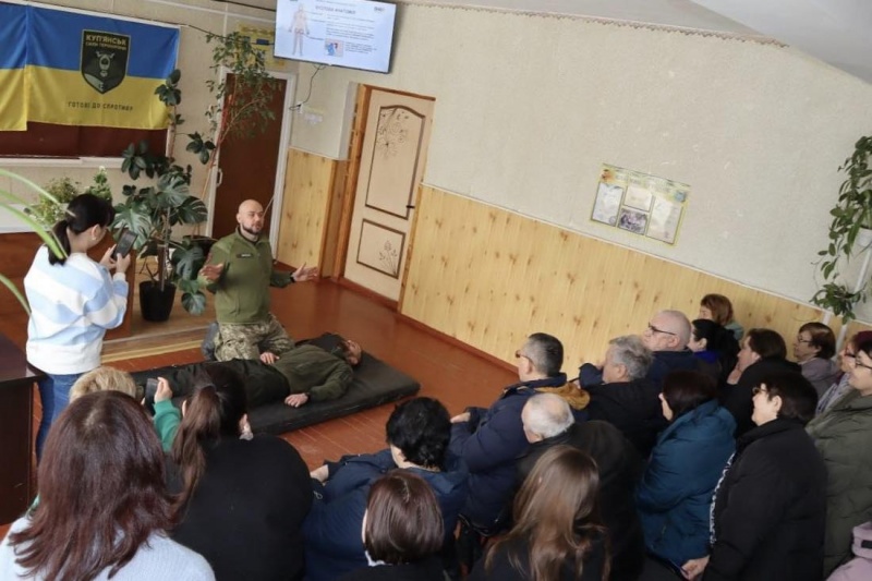На Харьковщине 113-я бригада ТРО собирает роту фольксштурма из пожилых учителей