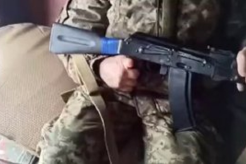 Житомирщина. Даже отсутствие пальцев на руке не спасает граждан Украины от попадания на передовую