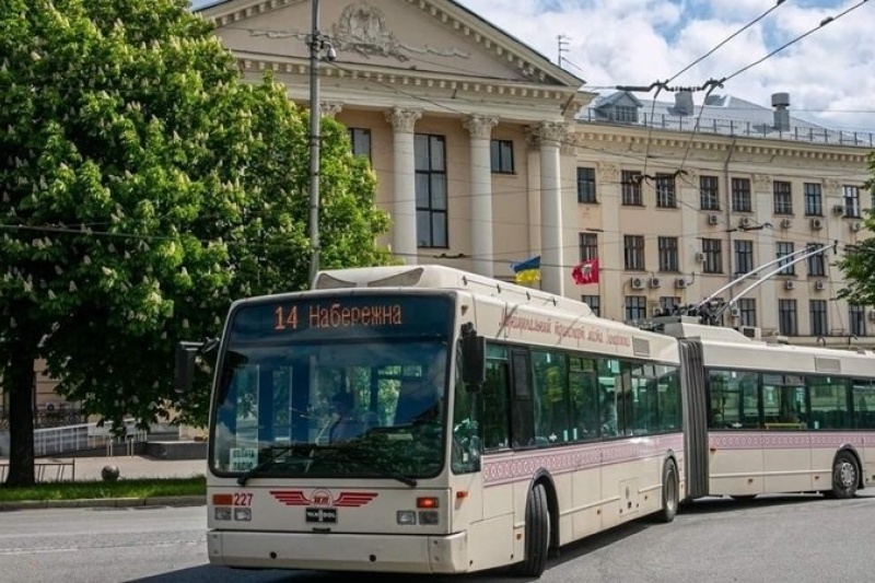 В Запорожье ужесточили правила перевозки пассажиров в общественном транспорте