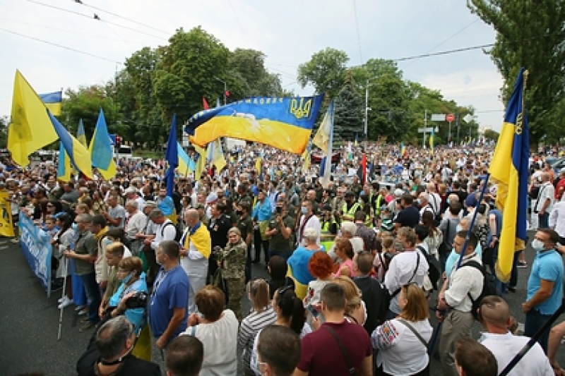 В Киеве на праздники власть решила организовать зону строгого режима