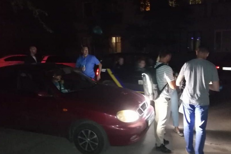 У Запорізькій області невідомі заблокували автомобіль депутата-АТОвця