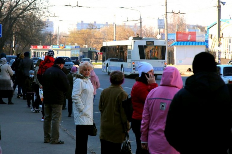 З 23 березня у Запоріжжі тимчасово призупинять право на пільговий проїзд