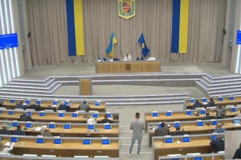 Нет консолидированной позиции по принятию решений: очередное заседание сессии Полтавского облсовета не состоялось