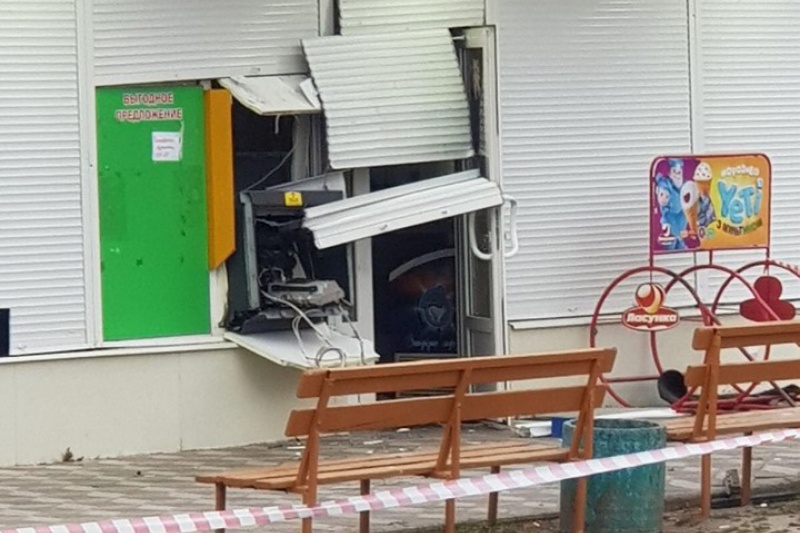 В Запорожской области ночью взорвали банкомат
