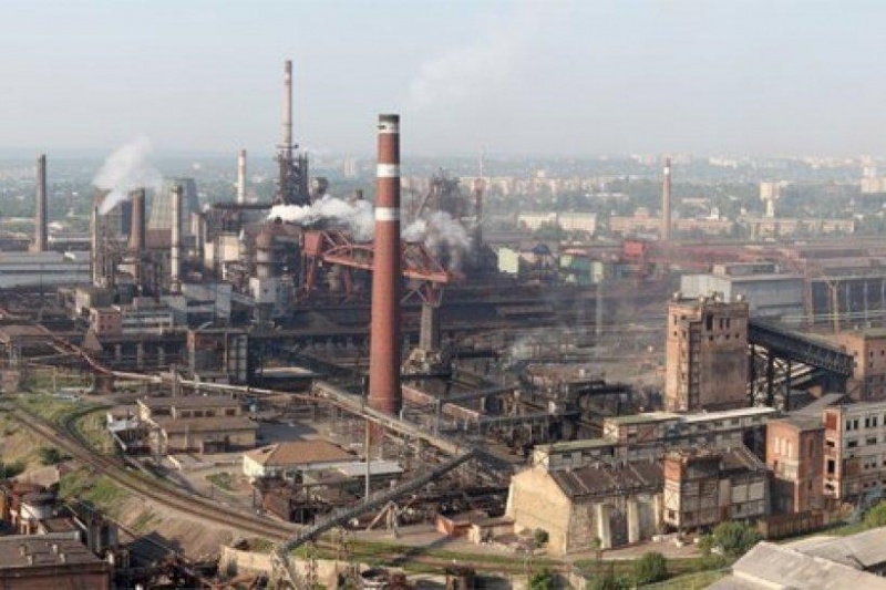 Вперше з часів Другої світової: Дніпровський металургійний завод зупинився через злочинні схеми