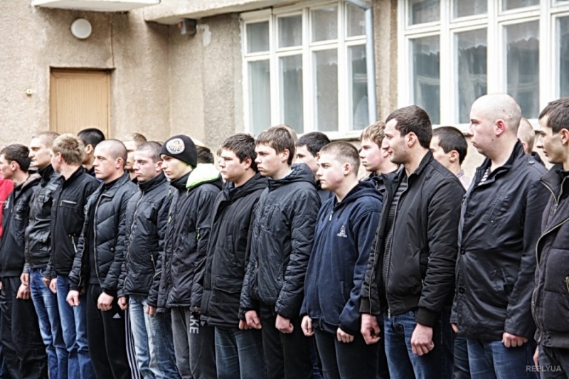 В Хмельницком начали мобилизацию студентов