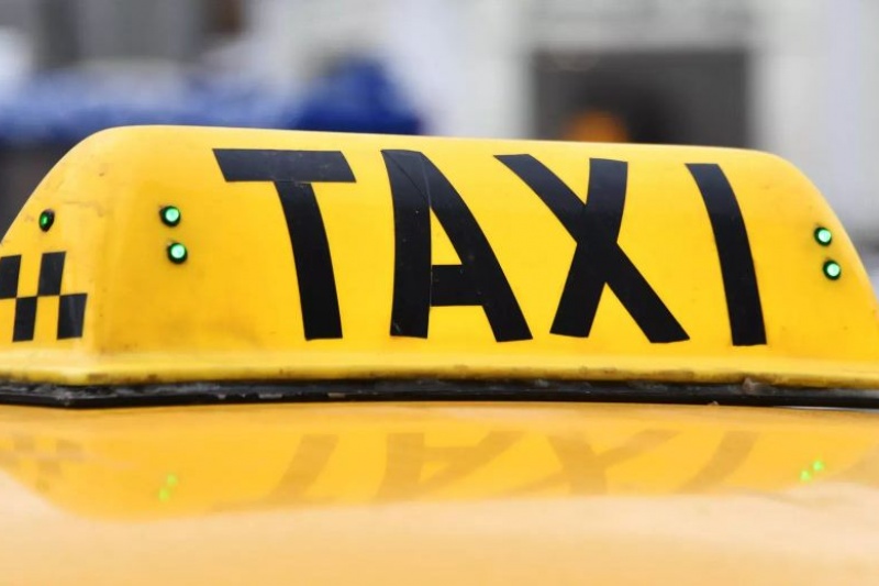 Онлайн-сервис такси ввёл опцию доноса на водителя за «антиукраинскую» позицию