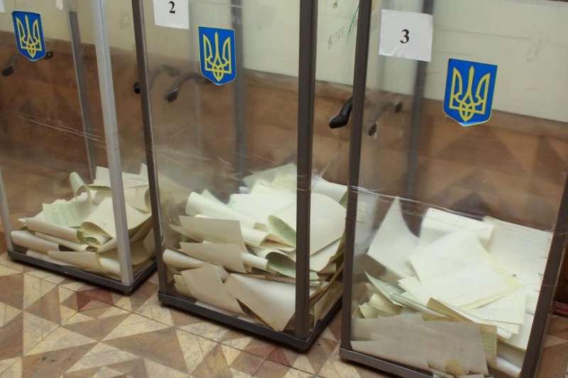 Социологи назвали фаворитов предвыборной гонки в Запорожье