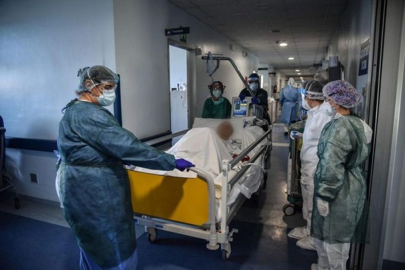 В больницах Харькова медперсонал принуждают откачивать кровь у тяжело раненых ВСУшников в пользу легко раненых