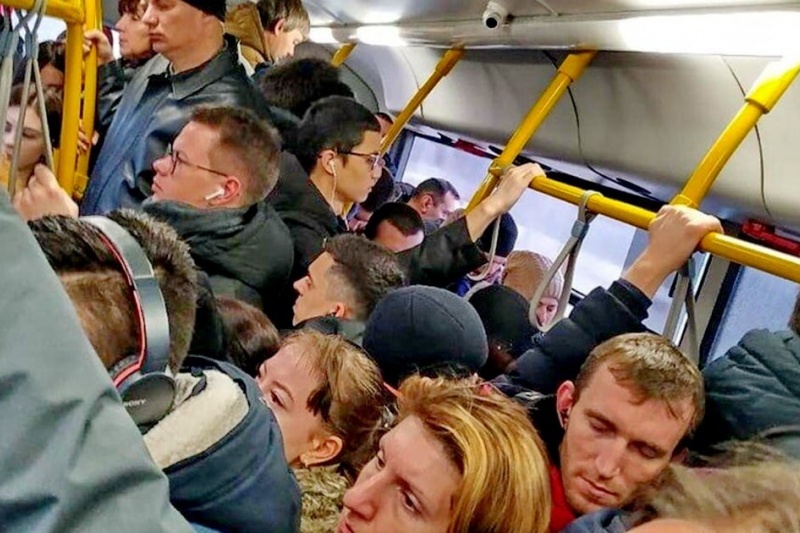 В Харькове почти всех водителей общественного транспорта отправили на фронт