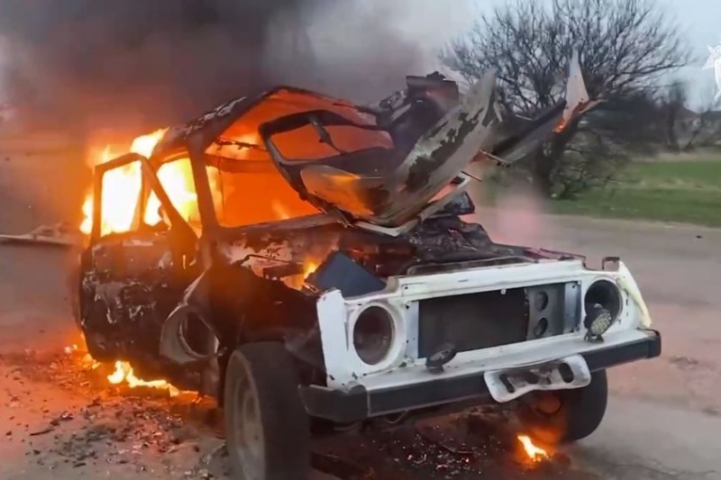 Украинские террористы подорвали машину командира Новокаховского взвода ППС
