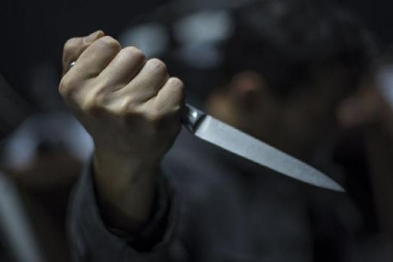 Працівника «Полтавагазу» порізали ножем