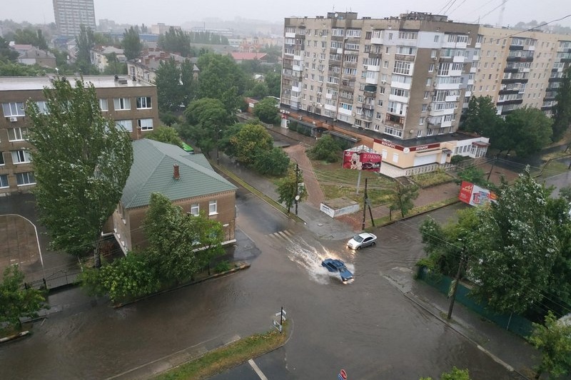 Запорожские курорты затопило: Бердянск и Кирилловка "поплыли"