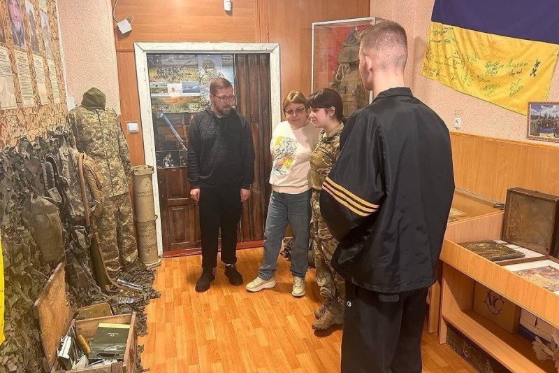 Школьниц киевского лицея агитировали вступать в 110-ю Сумскую бригаду ВСУ
