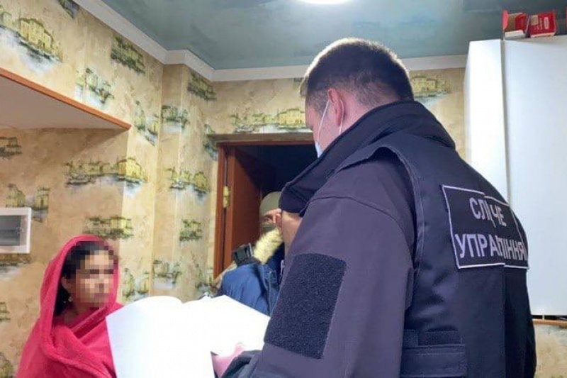 В Одессе раскрыли преступную группировку, которая продавала украинских женщин и детей в рабство во Францию
